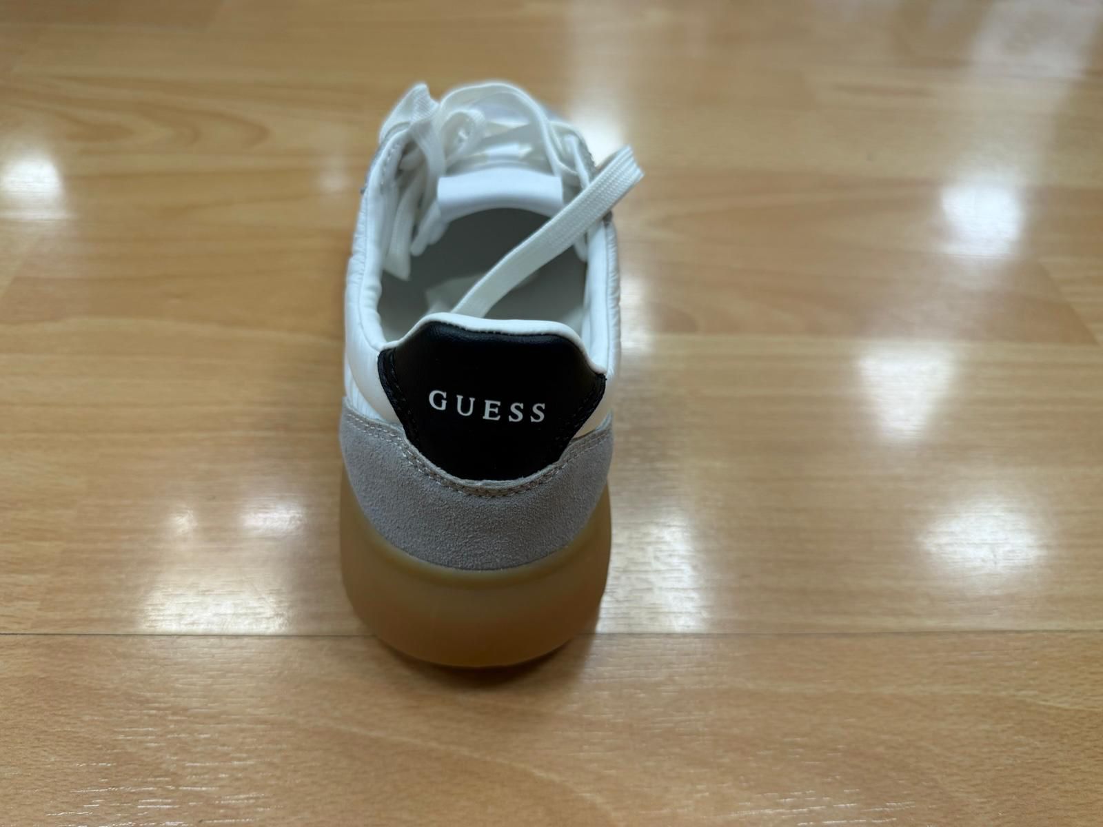 Scarpe Guess