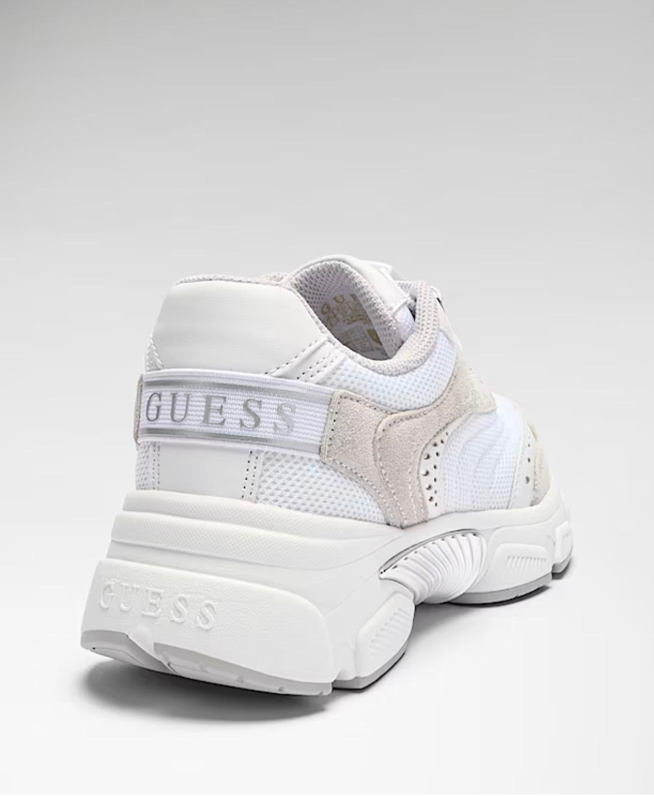 Scarpe Guess